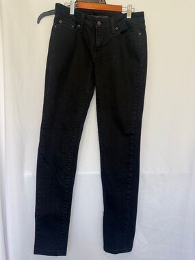 Levi's Black Skinny Jeans — High-Rise Stretch